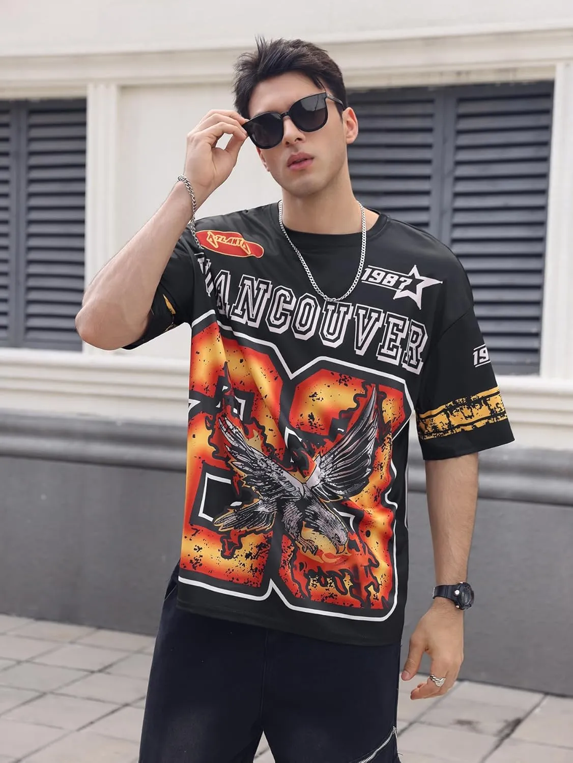 WDIRARA Men's Eagle Letter Graphic Street T Shirt Oversized Short Sleeve Crewneck Tee Top