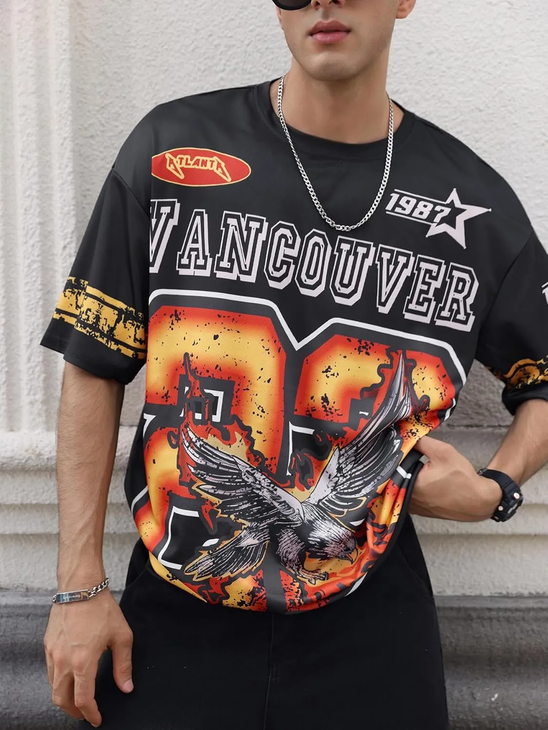 WDIRARA Men's Eagle Letter Graphic Street T Shirt Oversized Short Sleeve Crewneck Tee Top